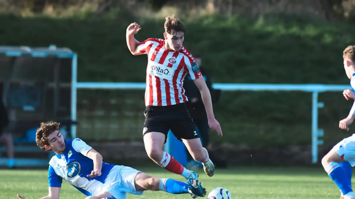   Финн Герагусян впервые вышел на поле в составе «Сандерленда U21». Фото: sportaran.com