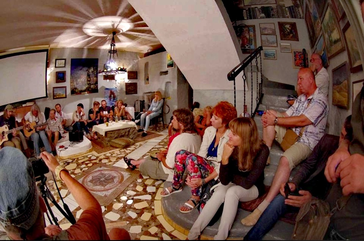 Дом Гули. Музыкальный вечер.