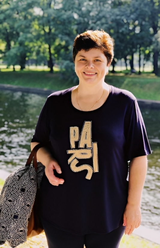 Милая женщина, Танина мама.