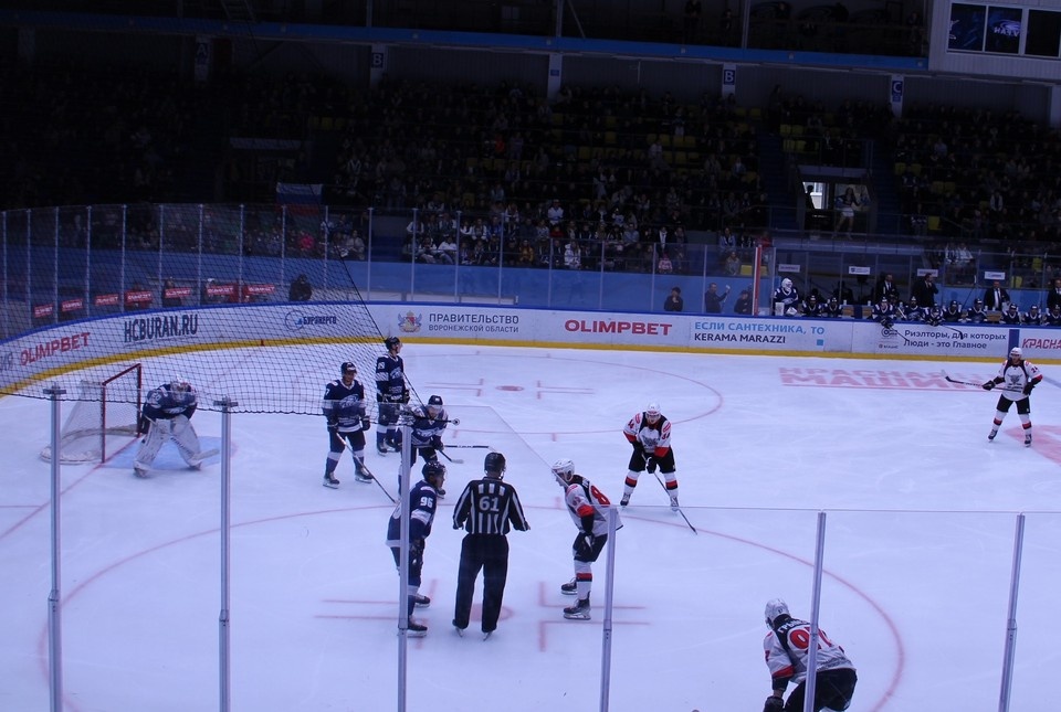    27 января «Буран» примет на своем льду нижегородское «Торпедо-Горький». Начало матча в 19:00. Алексей СЕРГУНИН