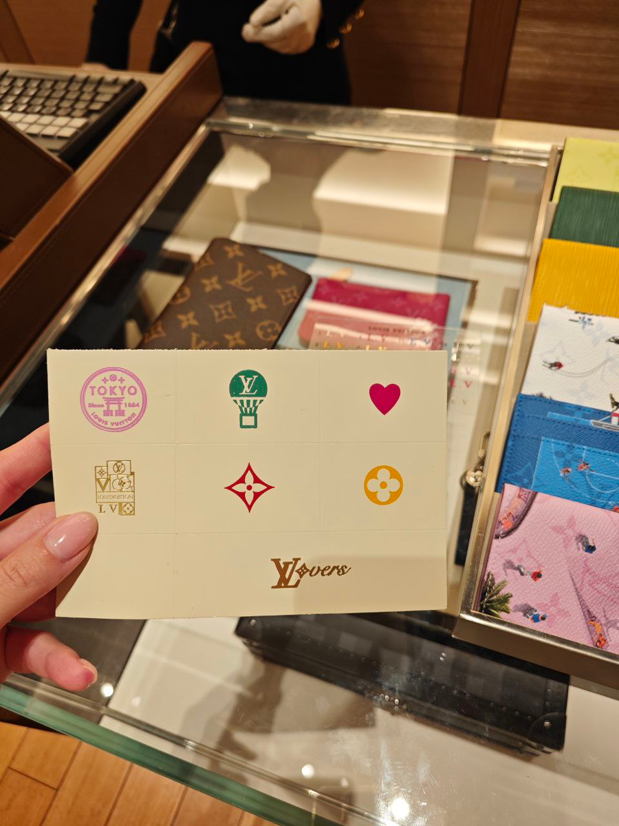 Примеры фирменных штампов.