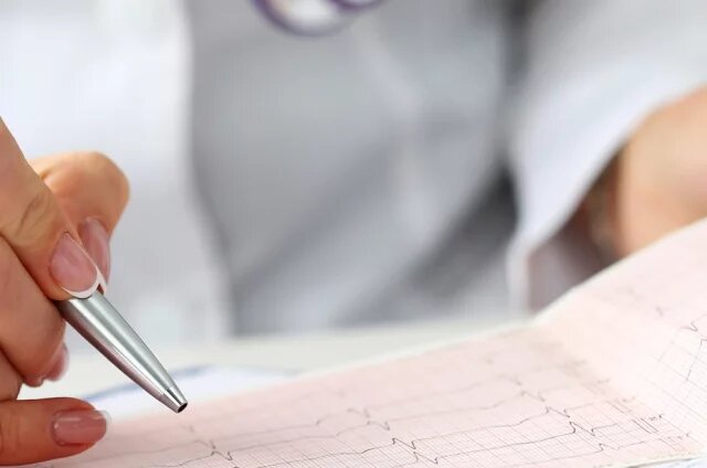    Покажет ли ЭКГ, что человек курит?