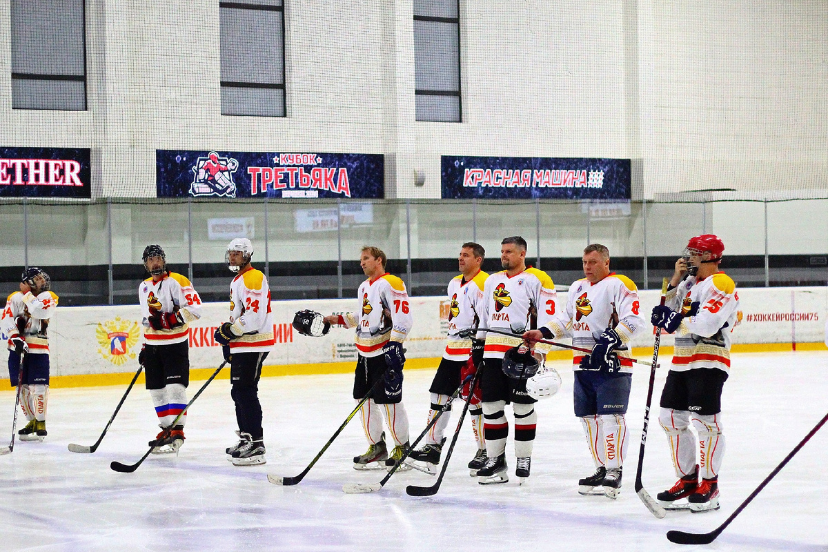 Любительский хоккейный клуб СПАРТА.