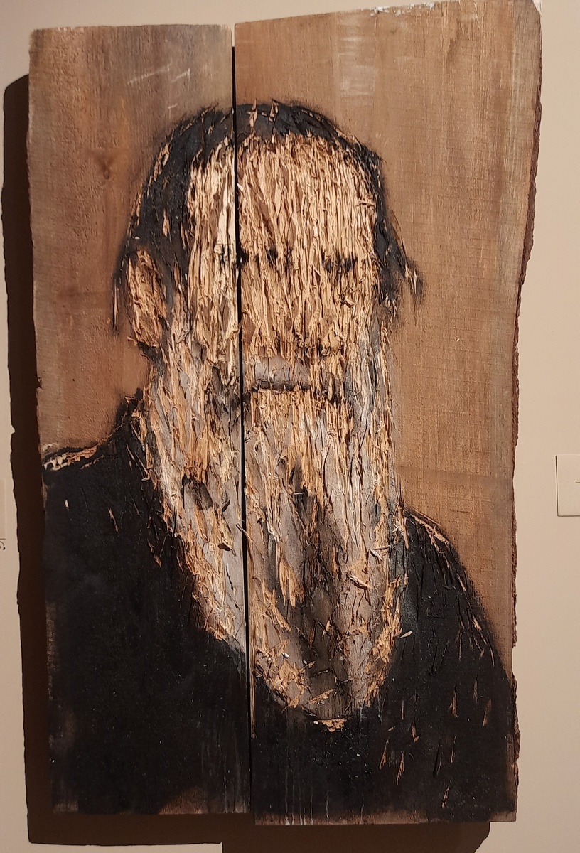 Толстой, художник Нестор Энгельке, 2020г. Дерево, топоропись.