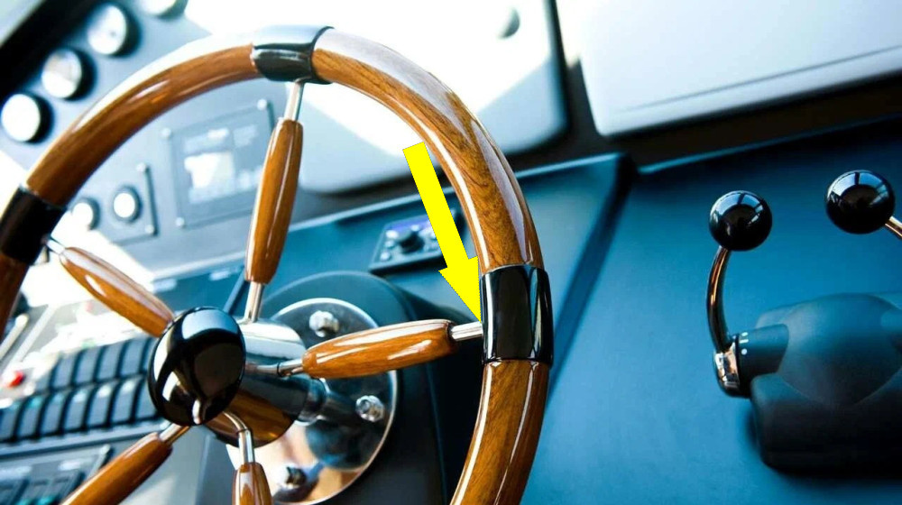    Серьезно руль впереди работал бы лучше