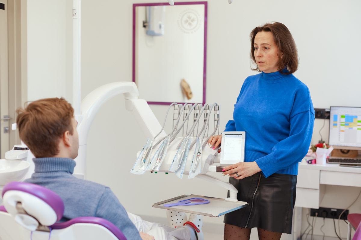 Фотография взята с сайта стоматологии Дмитрович Фэмили https://www.dmitrovich.ru/