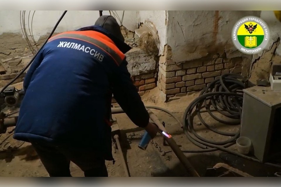    На улице Стамболи заработало отопление в общежитии Общества слепых. Фото: тг-канал Сергея Золотарева