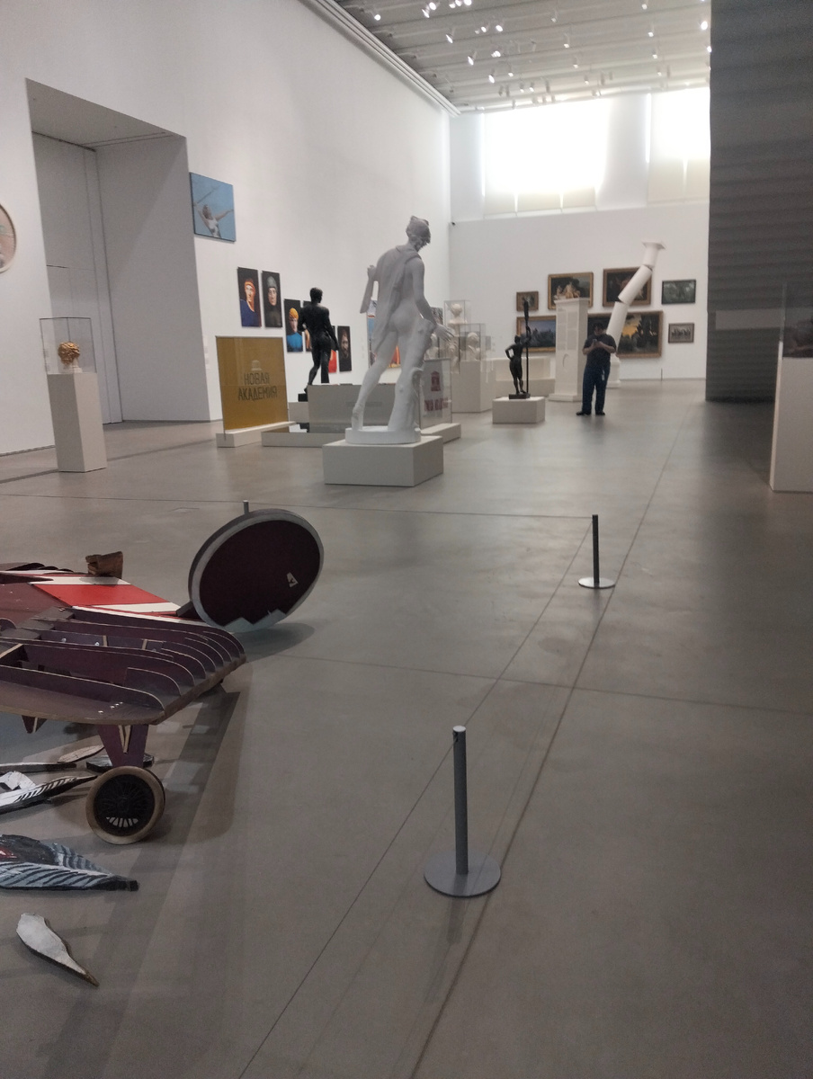 На выставке