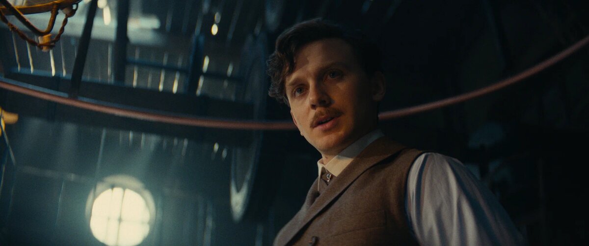 Кадр из фильма ("Кинопоиск")