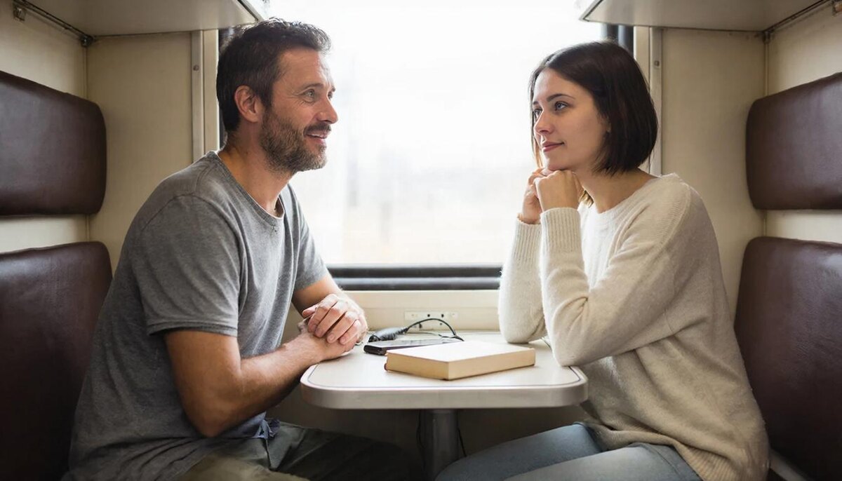 рассказывали друг другу то, что никому не рассказывали, по очереди