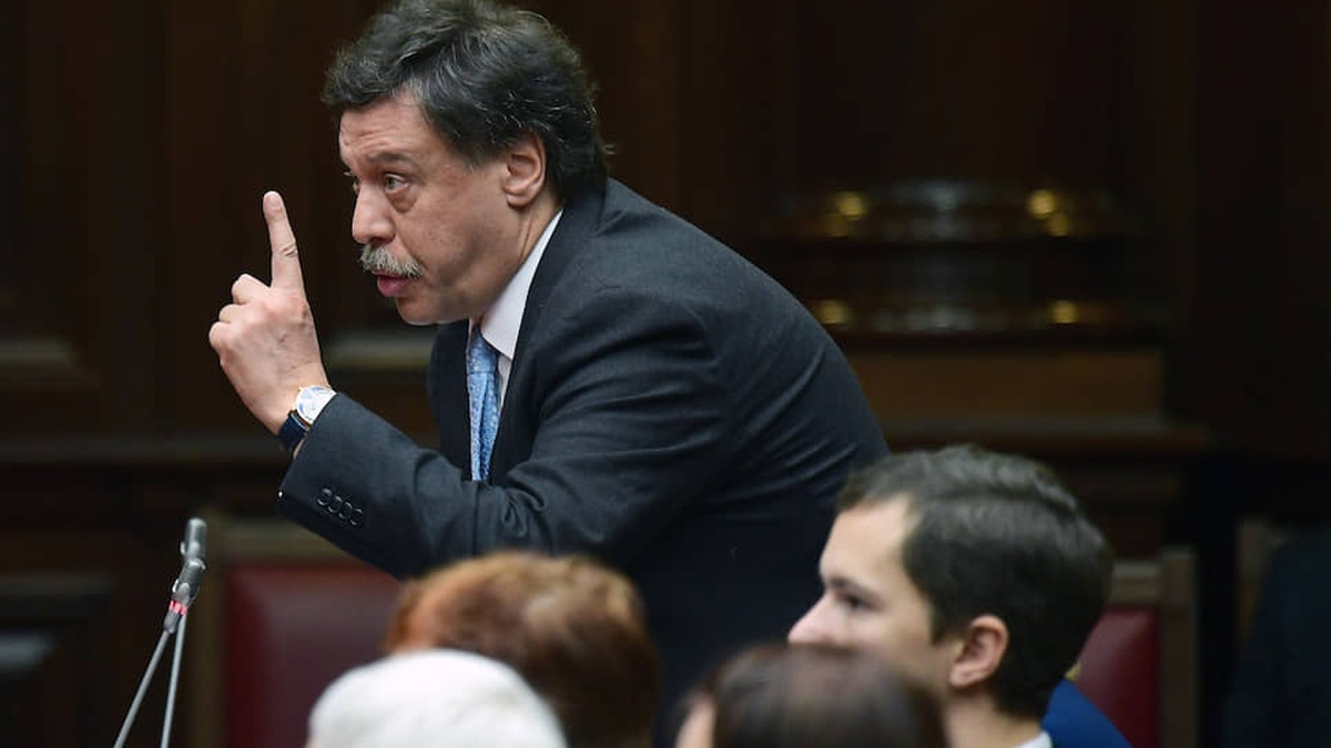 Барщевский хочет разобраться, почему ВС РФ вернул квартиру Лурье