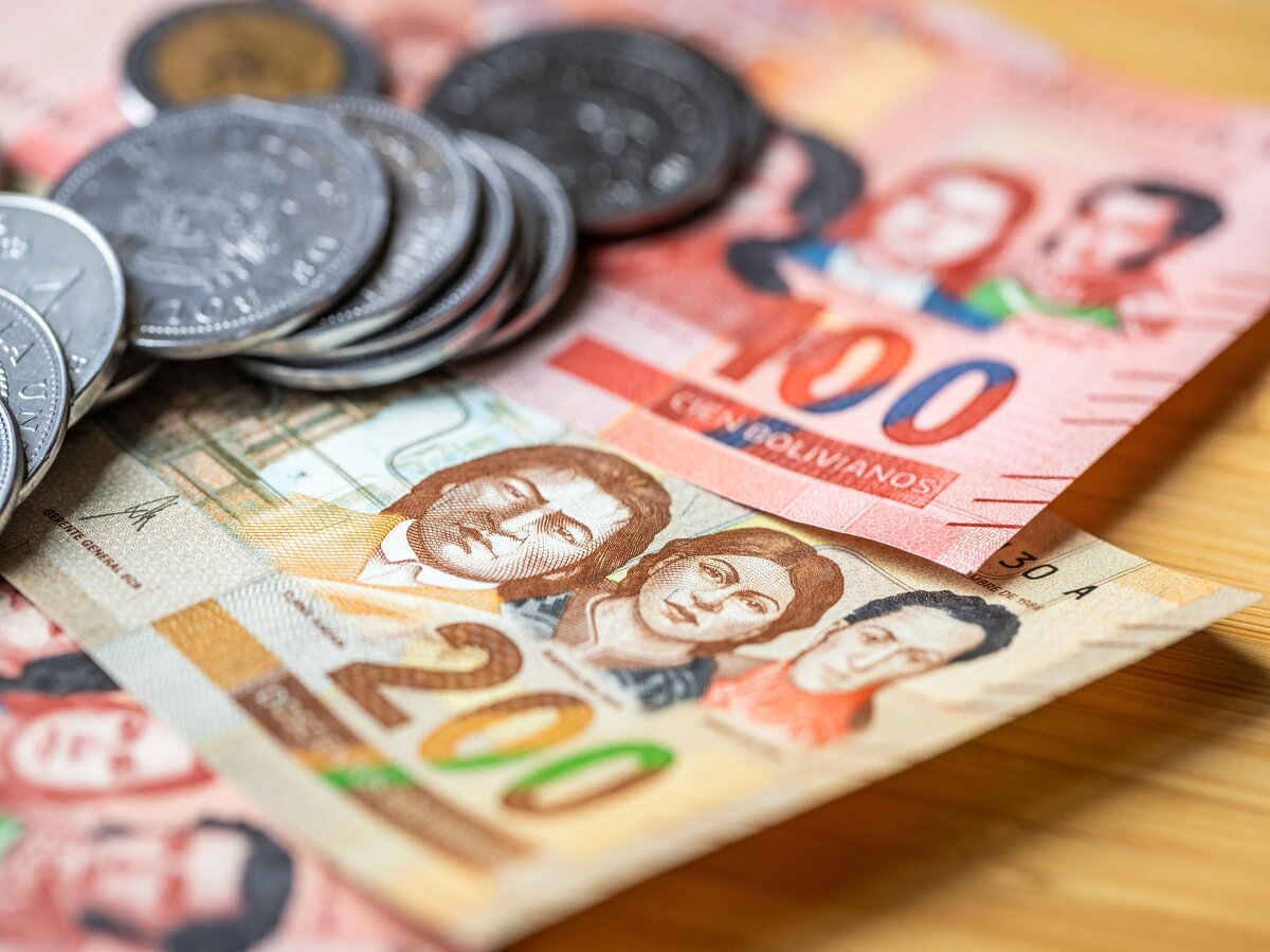 Обновленные банкноты Боливии