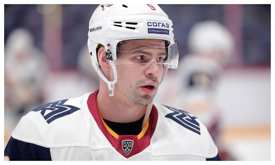    Виктор Антипин - игрок «Трактора». Фото: Global Look Press