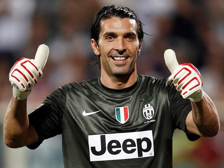 Фото: https://www.championat.com/football/article-3302429-dzhanluidzhi-buffon-prazdnuet-39-j-den-rozhdenija.html