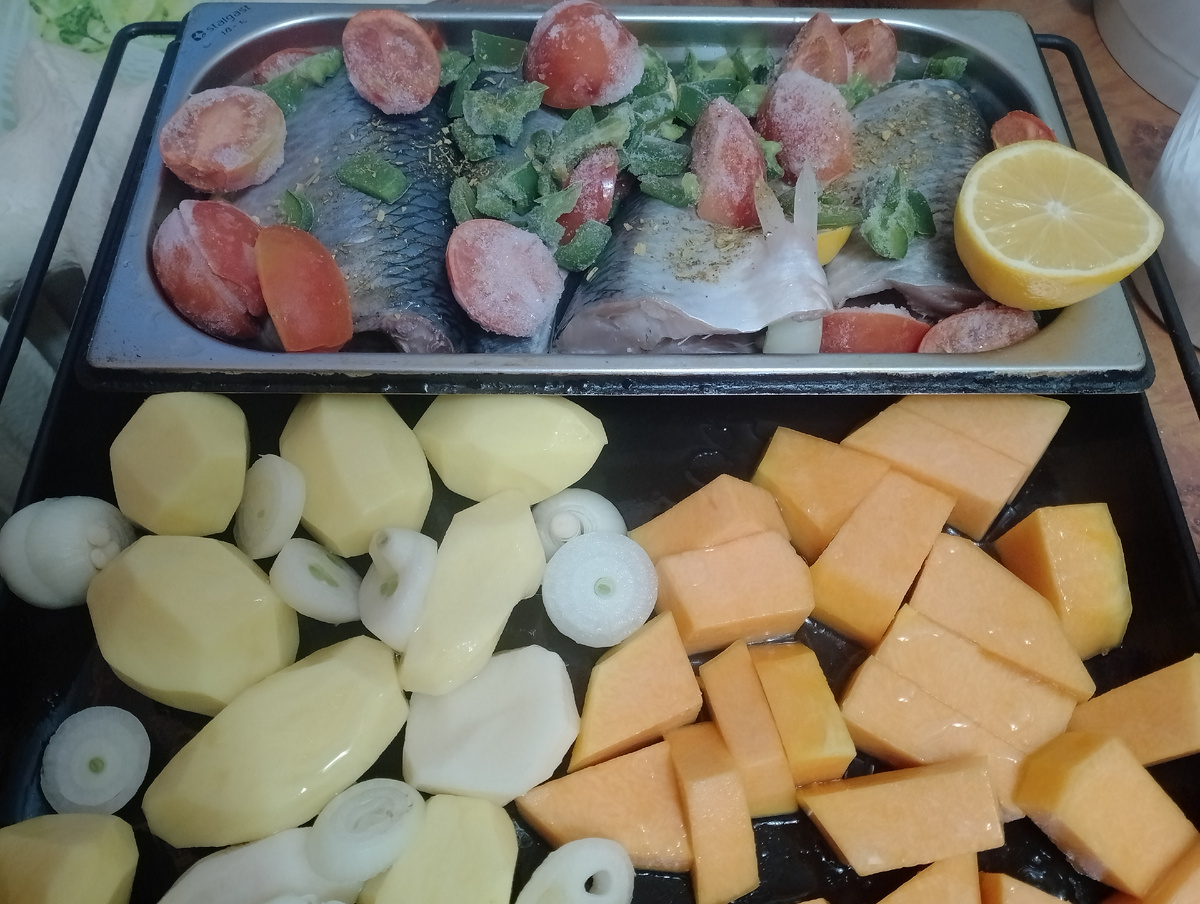 Томаты и перец из заморозки