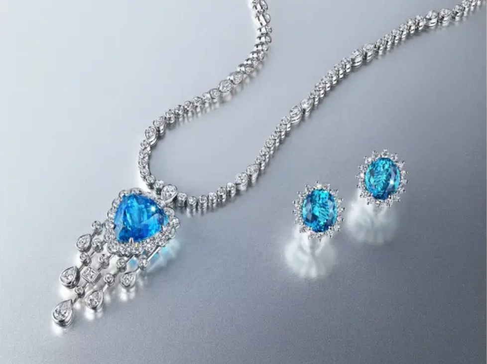 Бриллиантовое колье Tiffany & Co с турмалином параиба