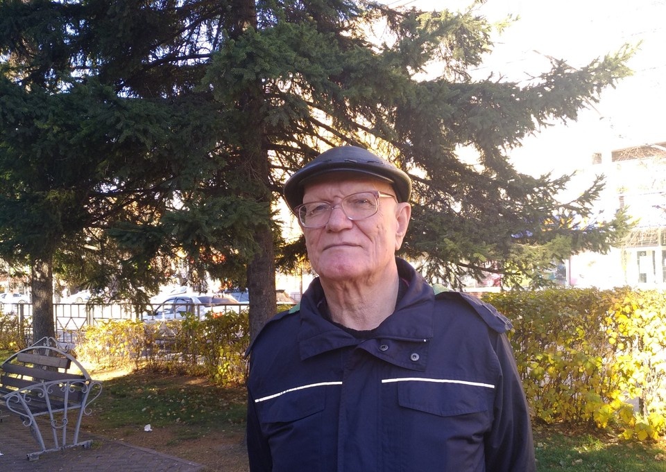    Николай Новгородов выдвинул сенсационную версию, что поход Македонского на Восток, в Индию, был не туда, а в Сибирь и к Северному Ледовитому океану. Лариса МАКСИМЕНКО