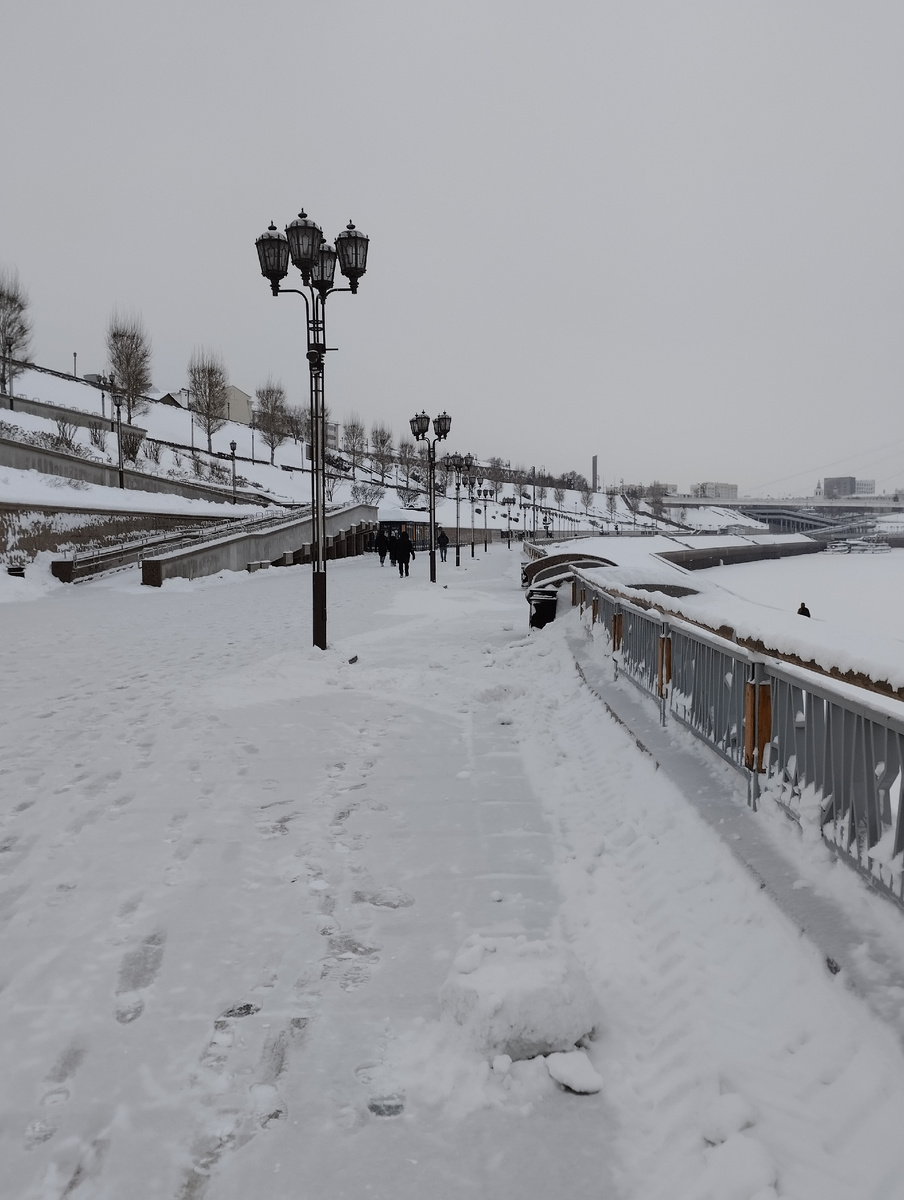 Тюменская набережная 