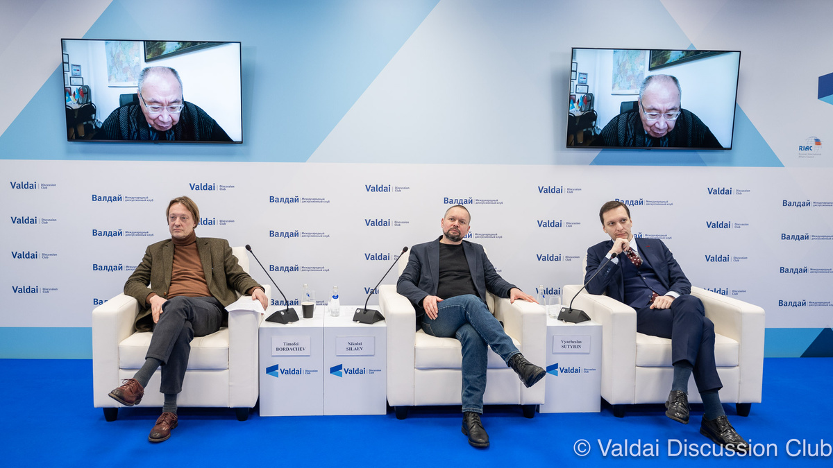 Булат Султанов, Тимофей Бордачёв, Николай Силаев, Вячеслав Сутырин © Клуб «Валдай»