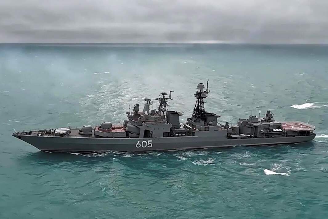 Большой противолодочный корабль проекта 1155 «Адмирал Левченко» Северного флота ВМФ России во время совместных военных учений России и Белоруссии "Запад-2025". Фото: РИА Новости/Министерство обороны РФ