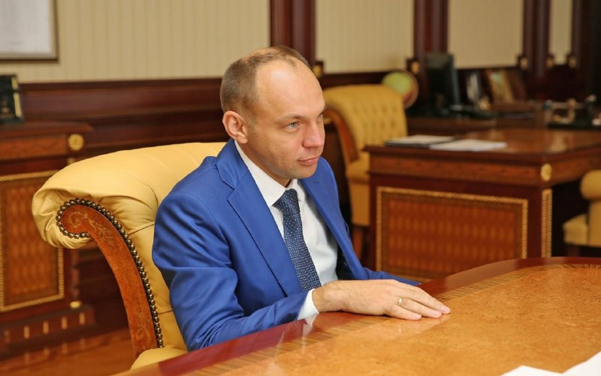    Путин назначил Михеева начальником управления президента РФ по работе с обращениями граждан и организаций Фото: правительство республики Крым