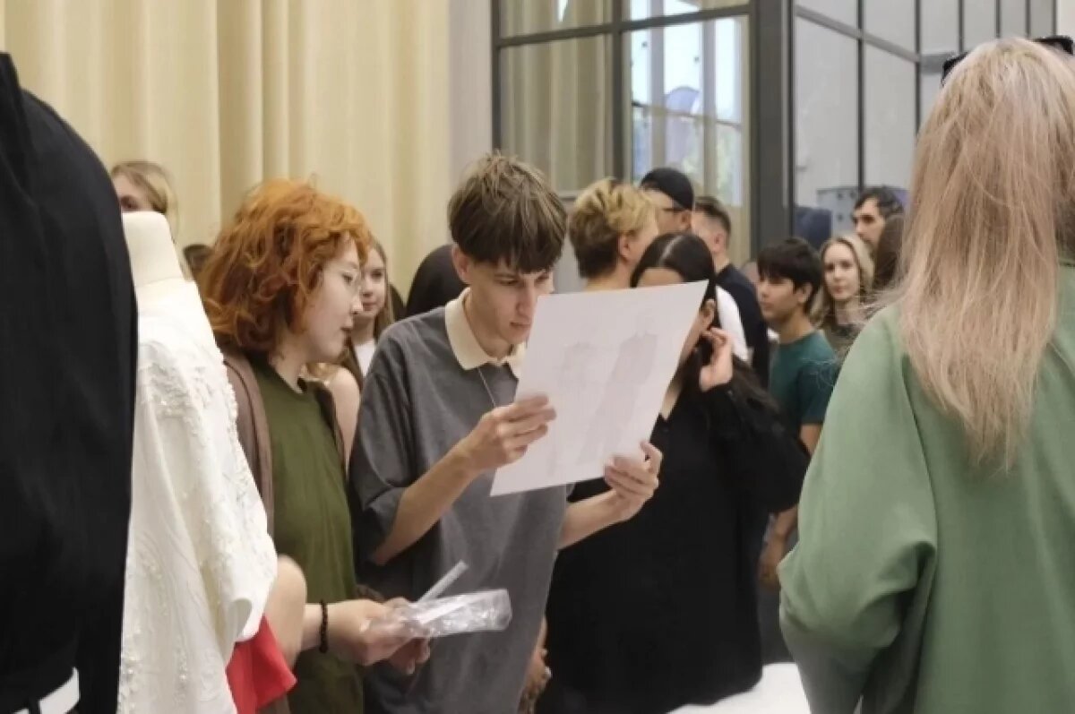    Служба занятости помогла трудоустроить 1,5 тысячи молодых астраханцев