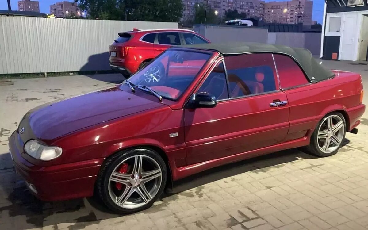 На продажу выставили редчайший отечественный кабриолет «Наташа»В Тамбове сняли с хранения и продают редкий кабриолет ВАЗ-2108 Lada Natasha
📷
📷
📷
