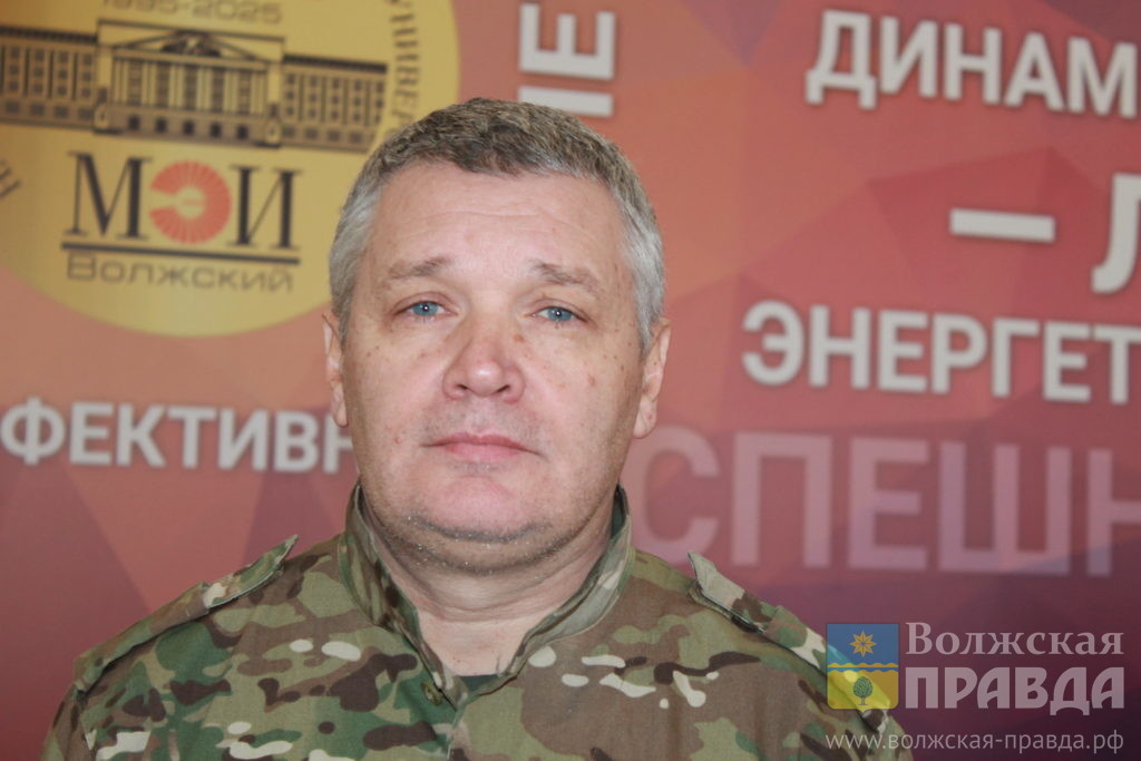 Александр Авдеев, старший инструктор тактической медицины центра «Воин», ветеран боевых действий📷    На земле и в воздухе: в Волжском начали готовить военнослужащих для войск беспилотных систем
