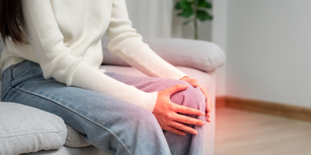 Ученые из Южного медицинского университета Гуанчжоу оценили эффективность и безопасность инъекций глюкокортикоидов в инфрапателлярную