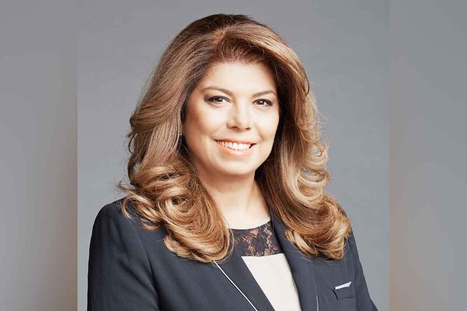    Илияна Йотова стала первой в истории Болгарии женщиной-президентом ru.wikipedia.org