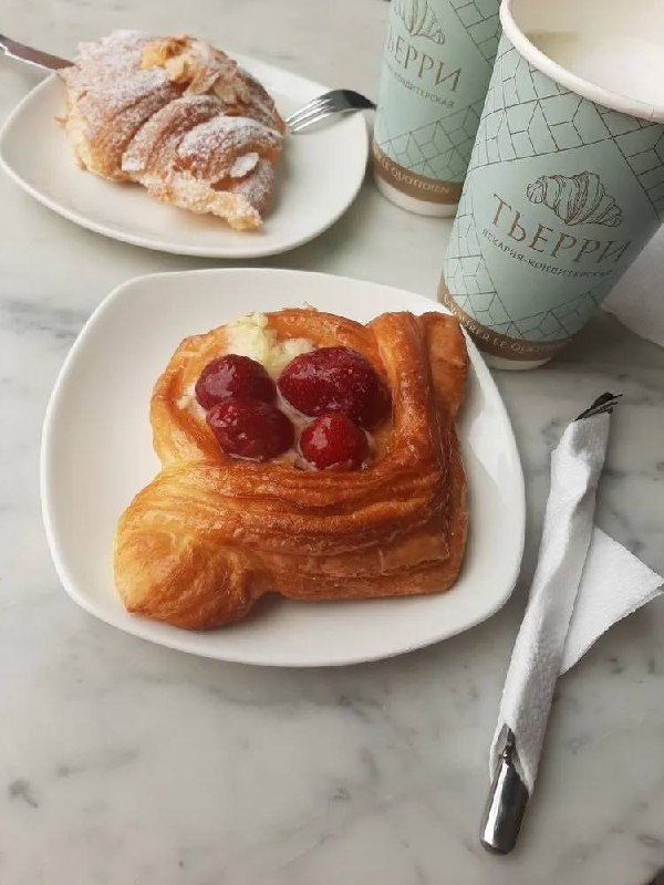 Фото: Анастасия Шавель (Барбара Шай). Выпечка - свежая, кофе - вкусный.