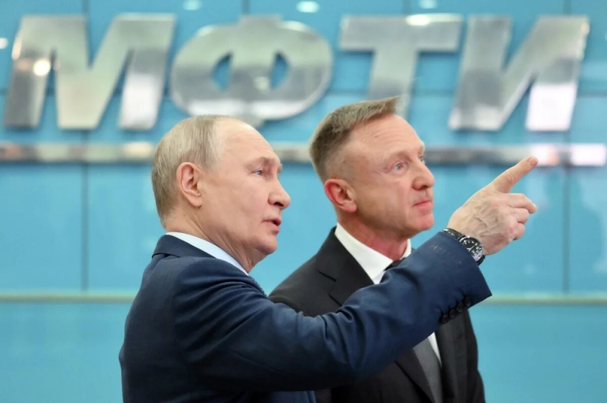    Владимир Путин поддержал идею создания технологической долины МФТИ.