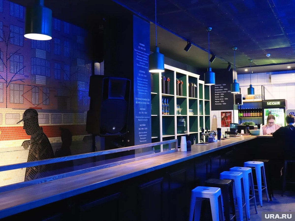    Бар «Мелодия» хоть и небольшой, но это ему не мешает быть любимчиком у посетителей