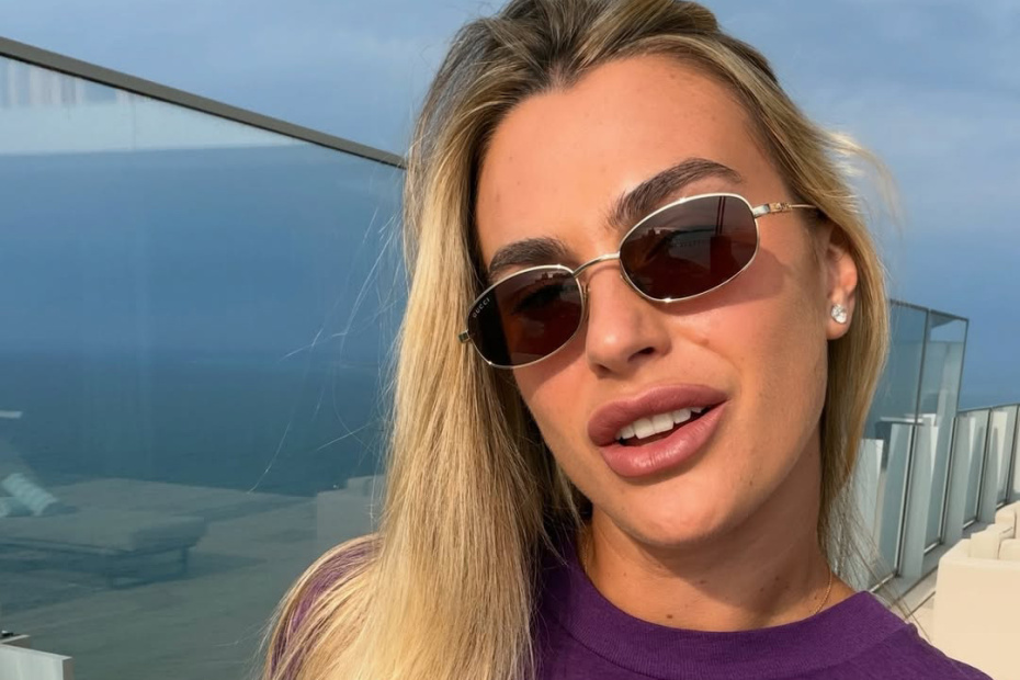    Социальные сети