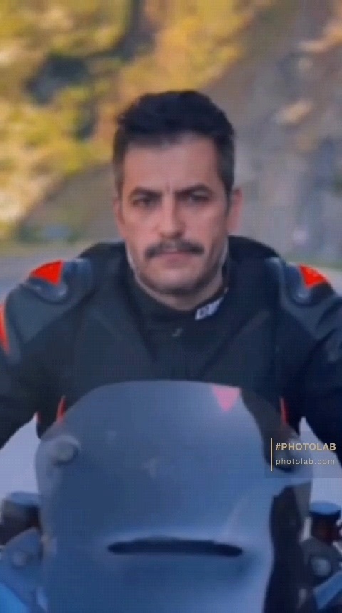 Егор был так мил и вёл себя так непосредственно, что Марина подумала, что пропала.