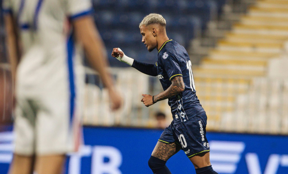    "Динамо" обыграло "Шанхай Шеньхуа" благодаря серии послематчевых пенальти. Фото: "Динамо" Москва