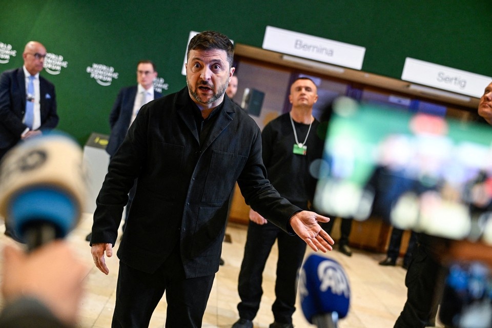    Дэвис: Критика Зеленского на помощь ЕС не изменит расстановку сил в конфликте REUTERS