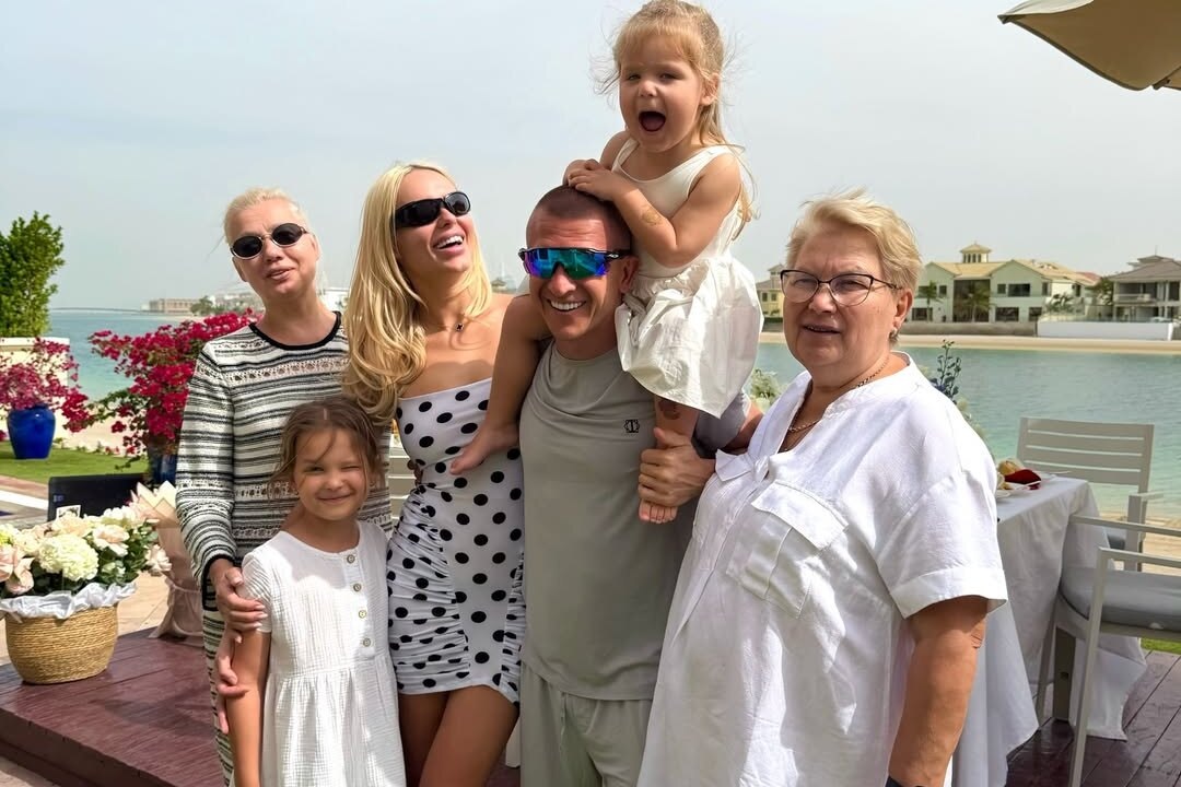     «Люблю за твою упертость и четкость»: Пашу трогательно обратился к Ханне в день ее рождения - 11 фото