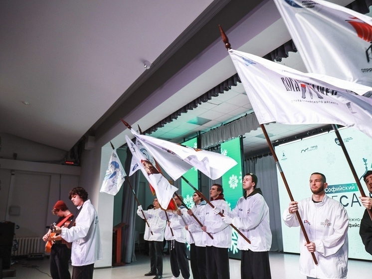     Участники акции приведут в порядок братские могилы, мемориальные комплексы, памятники. Фото: пресс-служба правительства Новгородской области