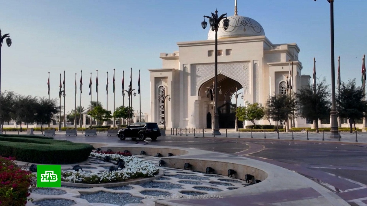    В    Абу-Даби    стартовали переговоры России, США и Украины