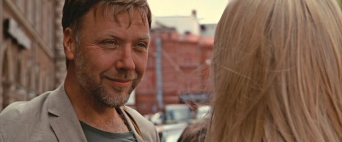 Антон (в исполнении Микаэла Персбрандта)  | скриншот из фильма