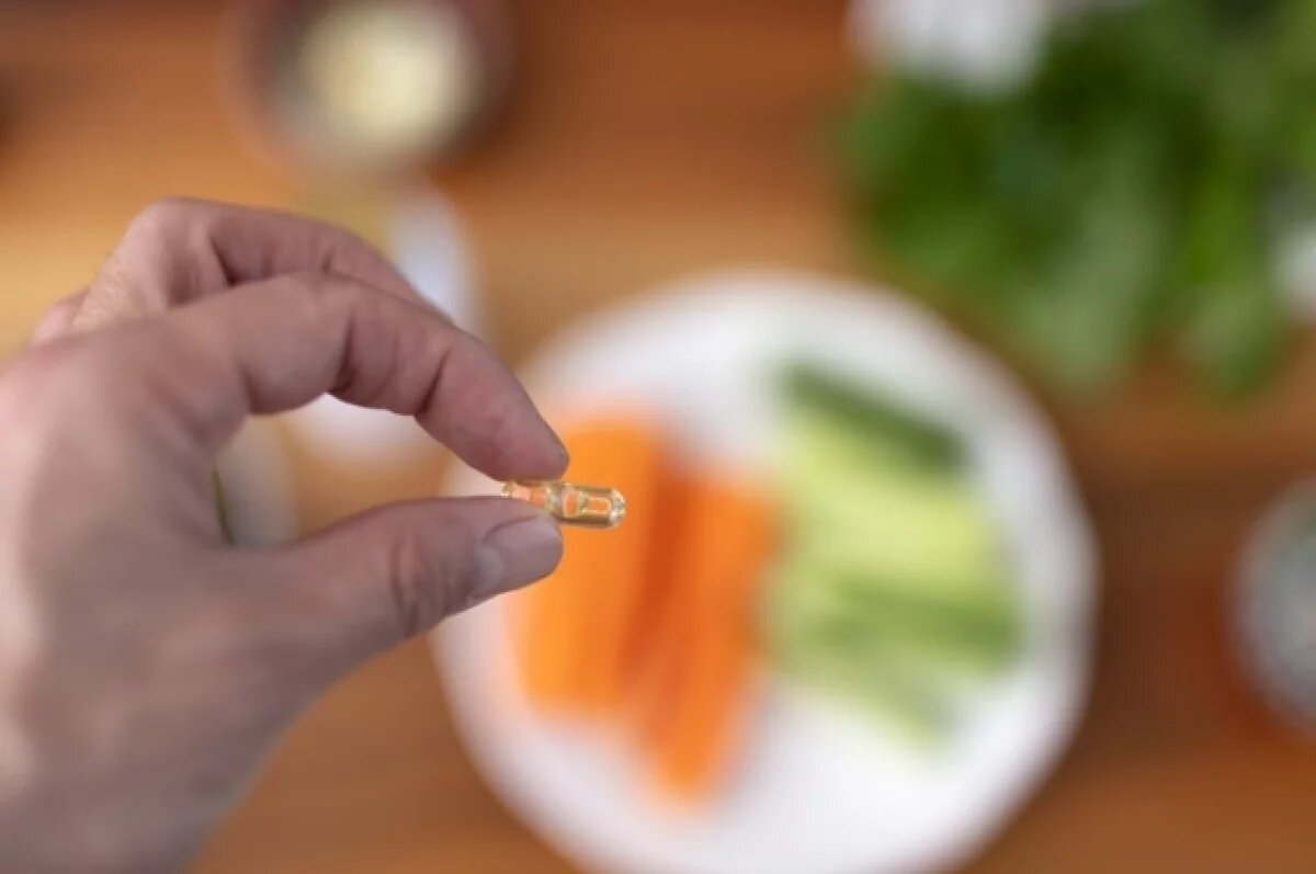    Онколог Ивашков рассказал об опасности бесконтрольного приема витаминов