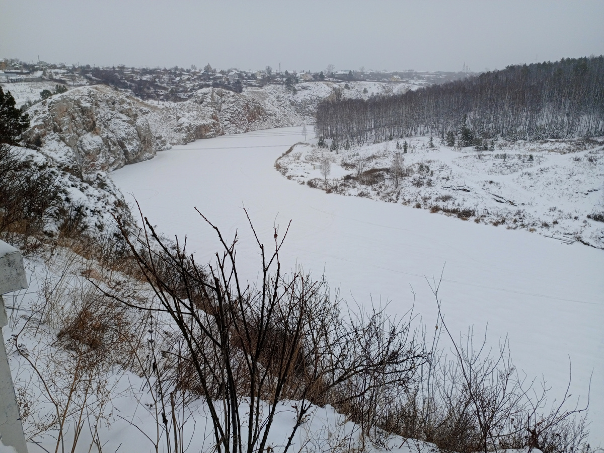 Это Урал, река Исеть в Каменске-Уральском. Фото автора. 