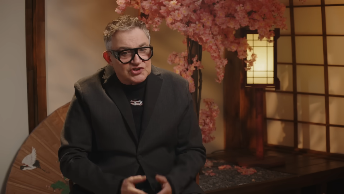 Дмитрий Дибров. Фото: YouTube / @JuliaPrudko