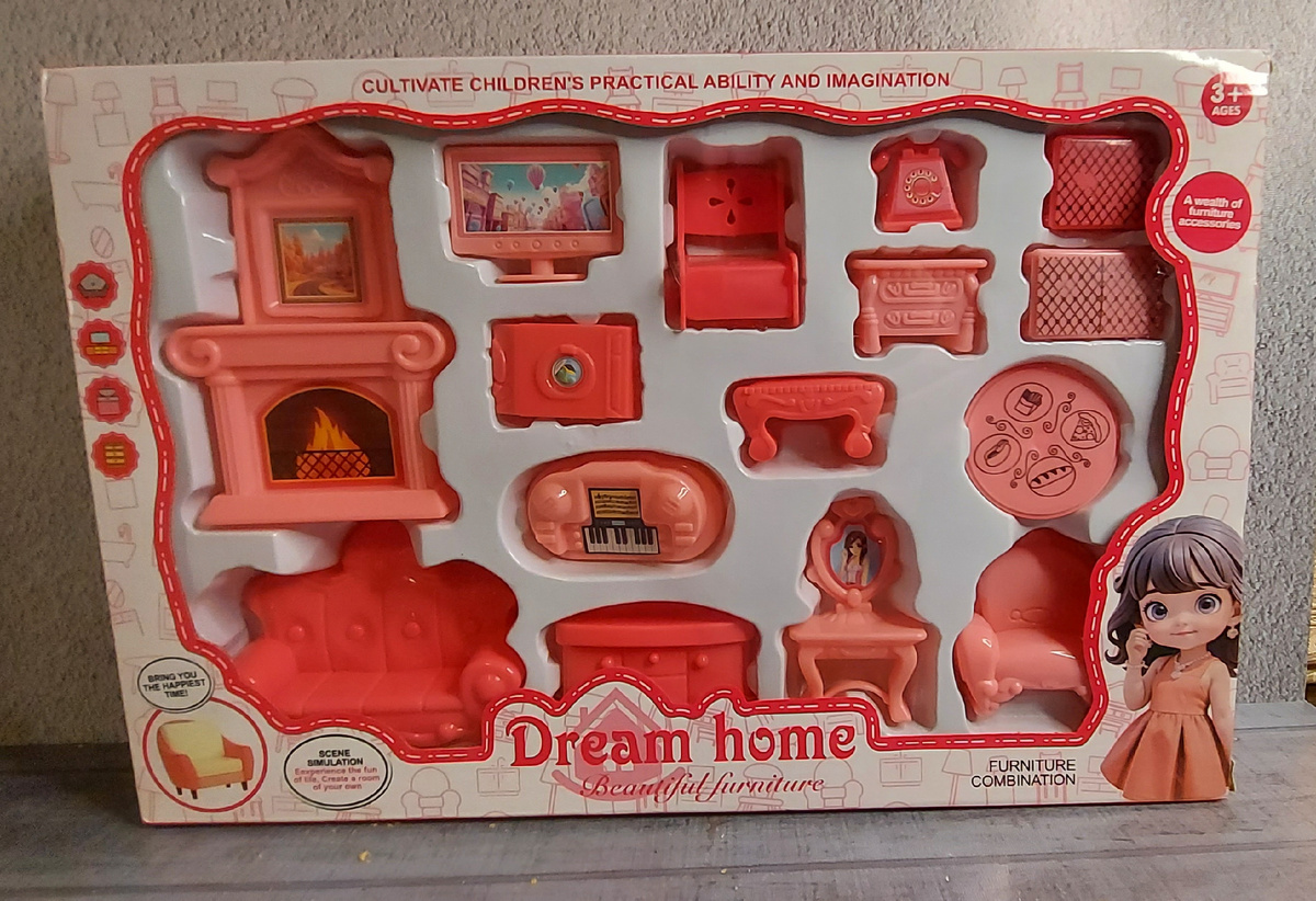 Набор мебели. Фото автора канала.