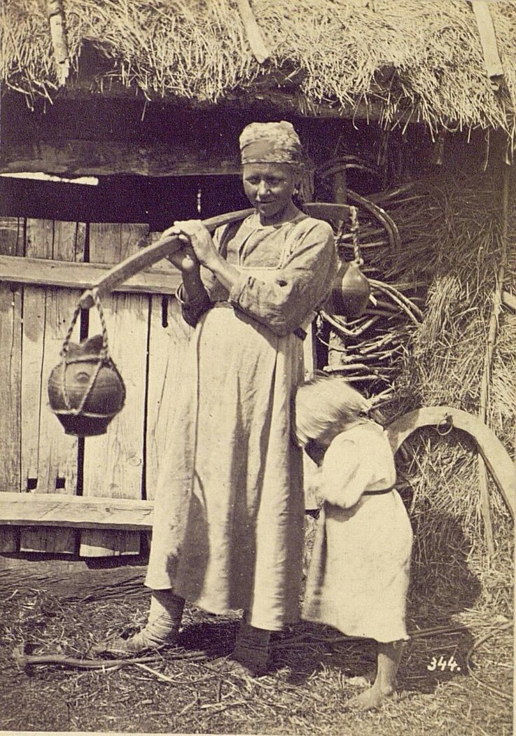 Крестьянка. Фото https://avatars.mds.yandex.net/i?id=e292232780a7b753c7dad7930beecfd7_l-5352919-images-thumbs&n=13