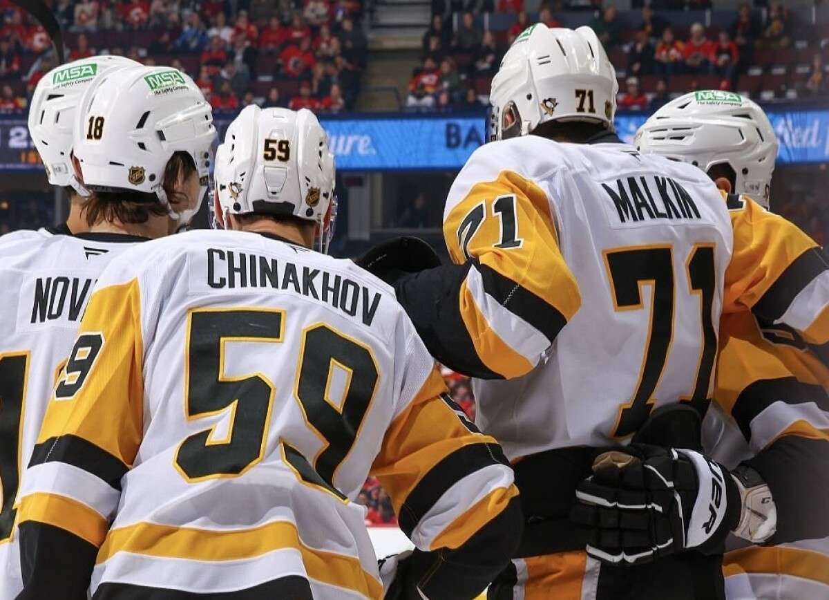     В США о россиянах «Питтсбурга» в игре с «Эдмонтоном»: Малкин бросает вызов возрасту, Чинахов поражает броском