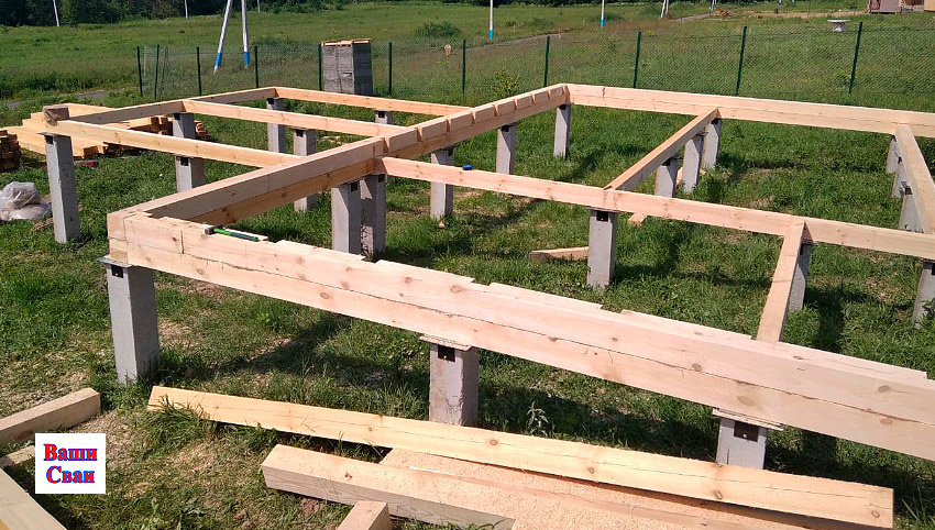 ЖБ свай поддомиз дерева