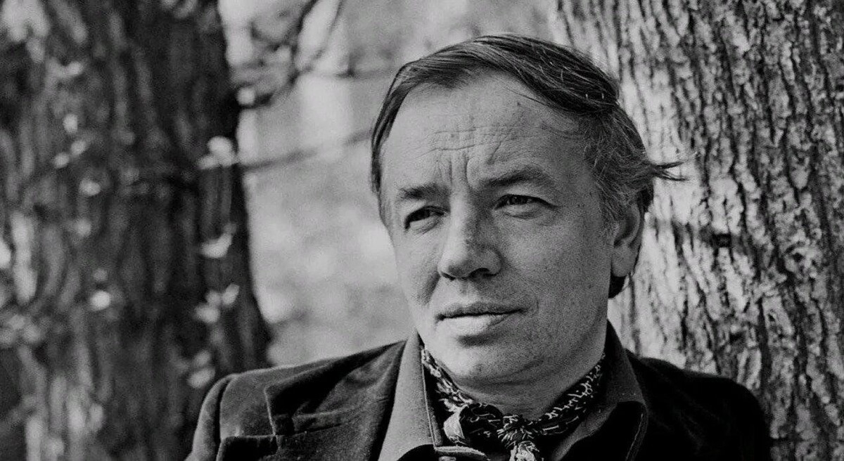 Андрей Вознесенский. Источник фото: https://www.culture.ru/events/3041352/stikhi-kotorye-poyut-andrei-voznesenskii