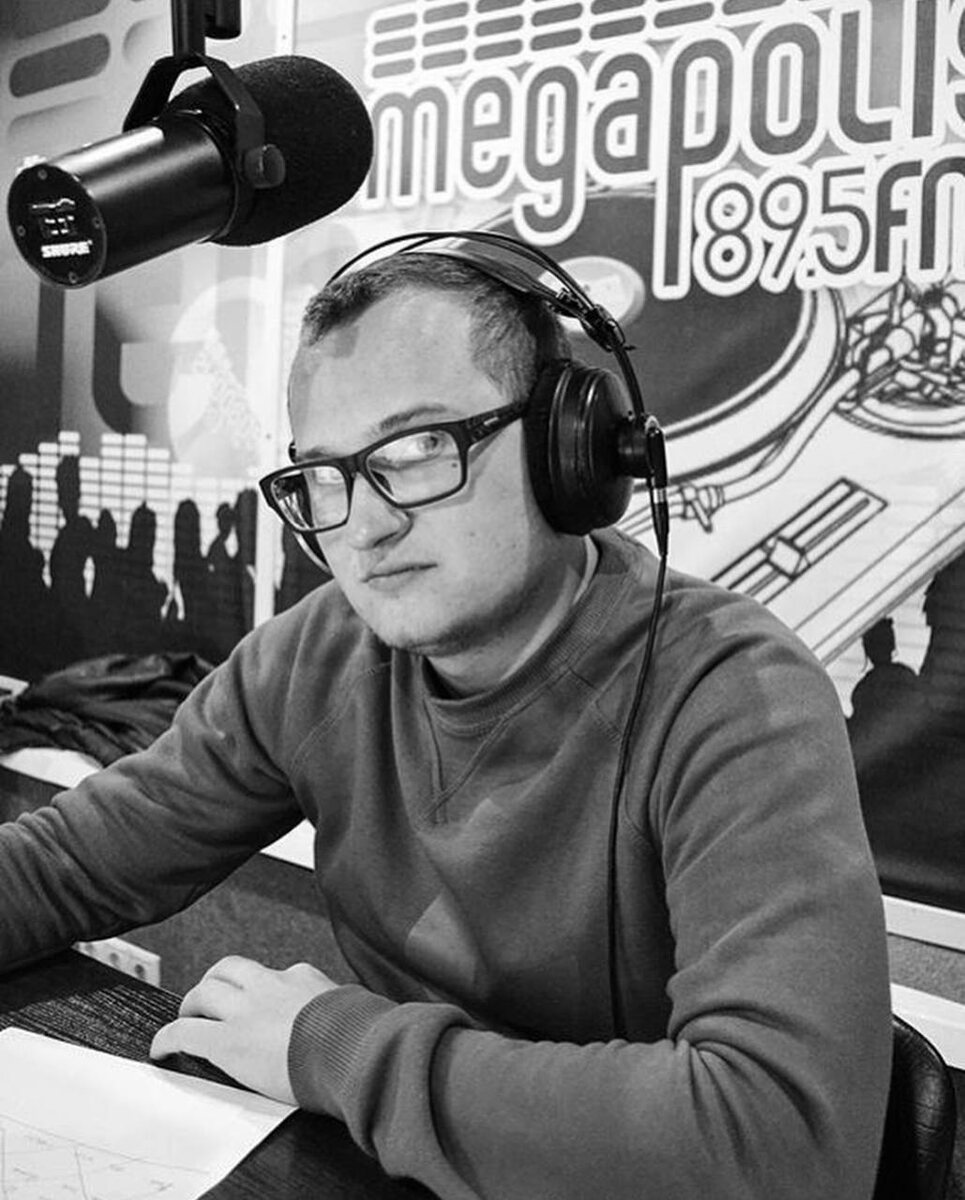 Артем Митрохин - музыкальный редактор, музыкант, диджей